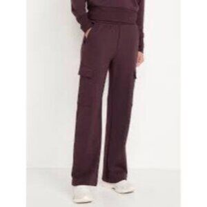 Old Navy women’s burgundy lounge pants